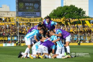 Lee más sobre el artículo Gimnasia y Tiro de Salta le ganó a Olimpo y jugará la final del Federal A ante Douglas Haig