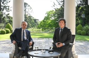 Lee más sobre el artículo «Una reunión amable, respetuosa e institucional», los detalles del encuentro Milei-Fernández