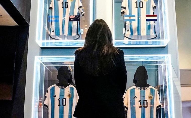 En este momento estás viendo Se recaudaron casi 8 millones de dólares con las camisetas de Messi en Qatar