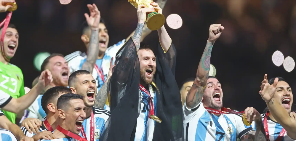 En este momento estás viendo El emotivo video de la Selección argentina a un año del título en el Mundial de Qatar