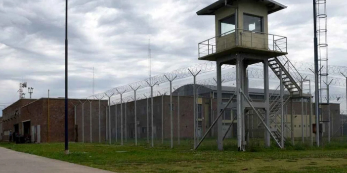 Lee más sobre el artículo Los presos de las cárceles de Santa Fe comenzarán a usar uniformes