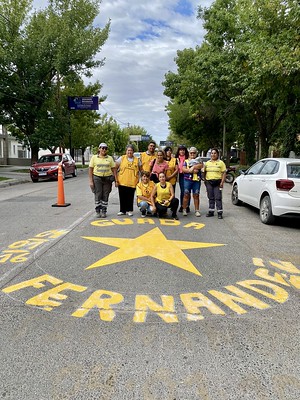 En este momento estás viendo Pintaron una estrella amarilla en homenaje a Guadalupe Fernández en Cipolletti