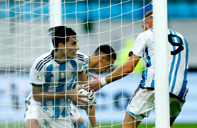 Lee más sobre el artículo Argentina rescató un empate y sueña con clasificarse a los Juegos Olímpicos