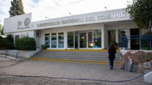 Lee más sobre el artículo Rectores de las seis universidades patagónicas «acompañan» el reclamo de los gobernadores
