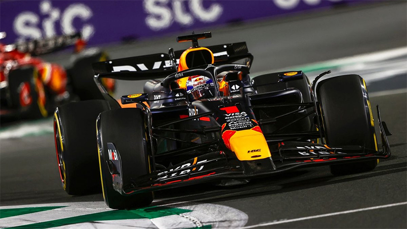 En este momento estás viendo Formula 1: Verstappen continuó su racha ganadora en el GP de Arabia Saudita