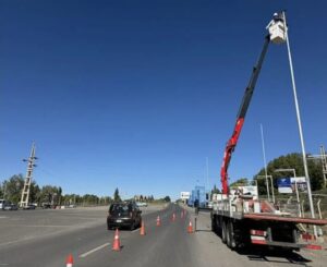 Lee más sobre el artículo Ya trabajan para mejorar la iluminación en el ingreso a la ciudad