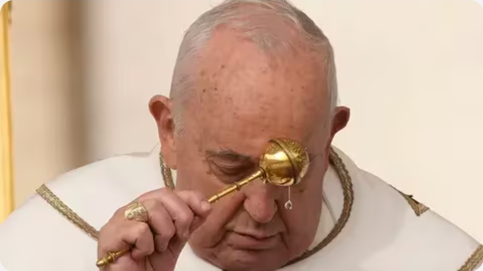En este momento estás viendo El papa Francisco impartió la bendición “Urbi et orbi” y pidió por la paz en el mundo