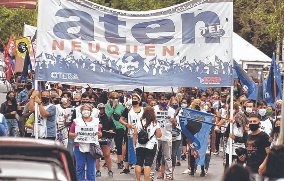Lee más sobre el artículo Paro por 72 horas de ATEN: continúa el conflicto salarial en Neuquén
