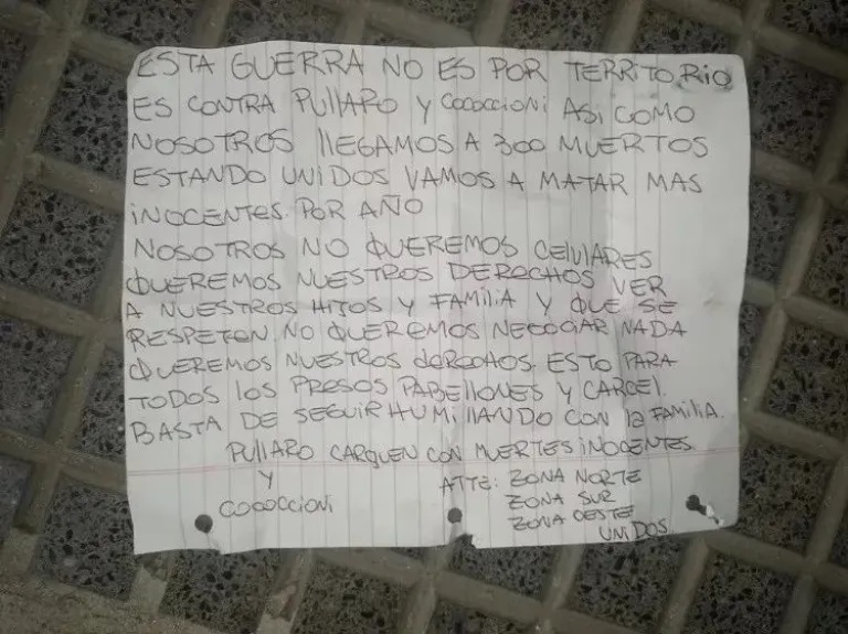 En este momento estás viendo Asesinaron a un hombre en Rosario y dejaron una nota: «Vamos a matar más inocentes»