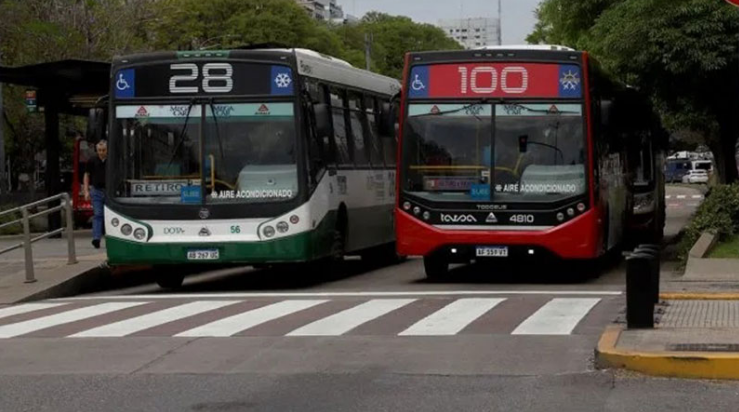 Lee más sobre el artículo La UTA amenazó con un paro a partir de las 18.00, si no cumplen con la paritaria