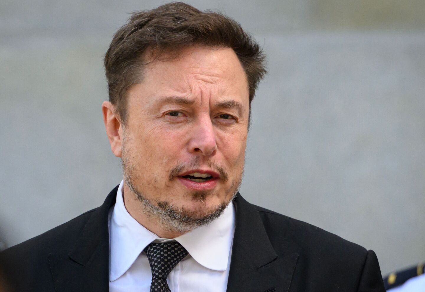 Lee más sobre el artículo Elon Musk avisa: «podría haber un 20% de posibilidades de que la IA destruya la humanidad»