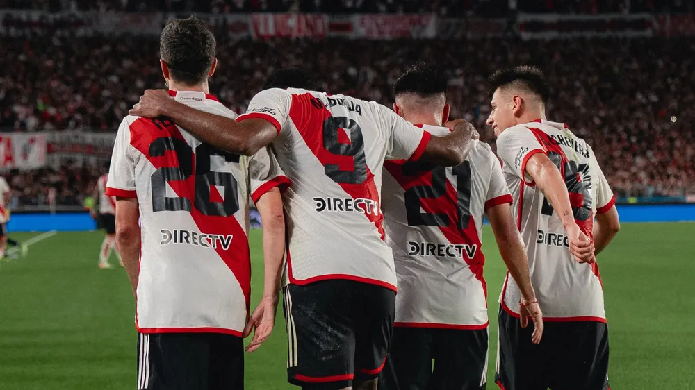 En este momento estás viendo River le ganó 3 a 1 a Tigre con goles de Borja y quedó cerca de la cima