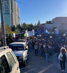 Lee más sobre el artículo Hoy marchan en defensa de la Universidad Pública