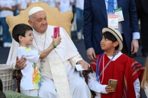 Lee más sobre el artículo El Papa celebró la primera Jornada Mundial de los Niños: «Recen por la paz para que no haya guerras»