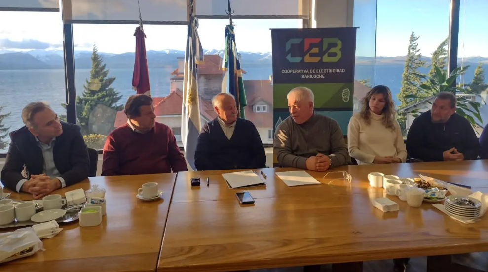 Lee más sobre el artículo En el cumpleaños de Bariloche, Canal 10 se suma a la programación de AVC