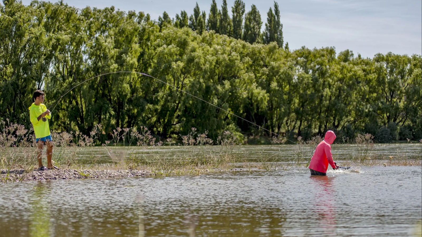 Lee más sobre el artículo Río Negro tiene Ley de Guías de Pesca Deportiva