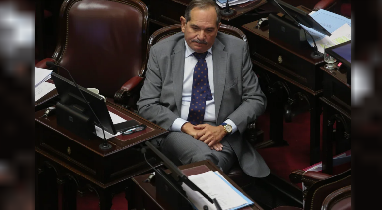 En este momento estás viendo «Yo no abusé de Flor, eso es una mentira», dijo Alperovich en su declaración