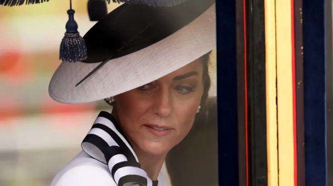 Lee más sobre el artículo Kate Middleton reapareció en público después del diagnóstico de cáncer