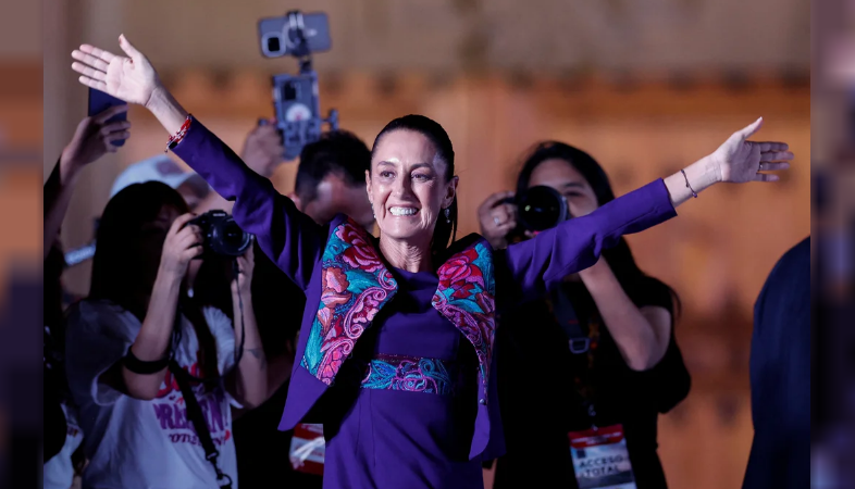 En este momento estás viendo Sheinbaum fue elegida como la primera mujer presidenta de México por abrumadora mayoría