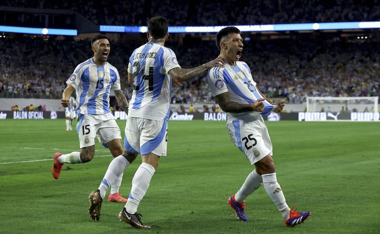 En este momento estás viendo Argentina venció a Ecuador por penales con un «Dibu» gigante y avanzó a semis