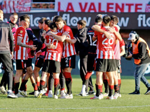 Lee más sobre el artículo Estudiantes goleó a Gimnasia y volvió a adueñarse del clásico de La Plata