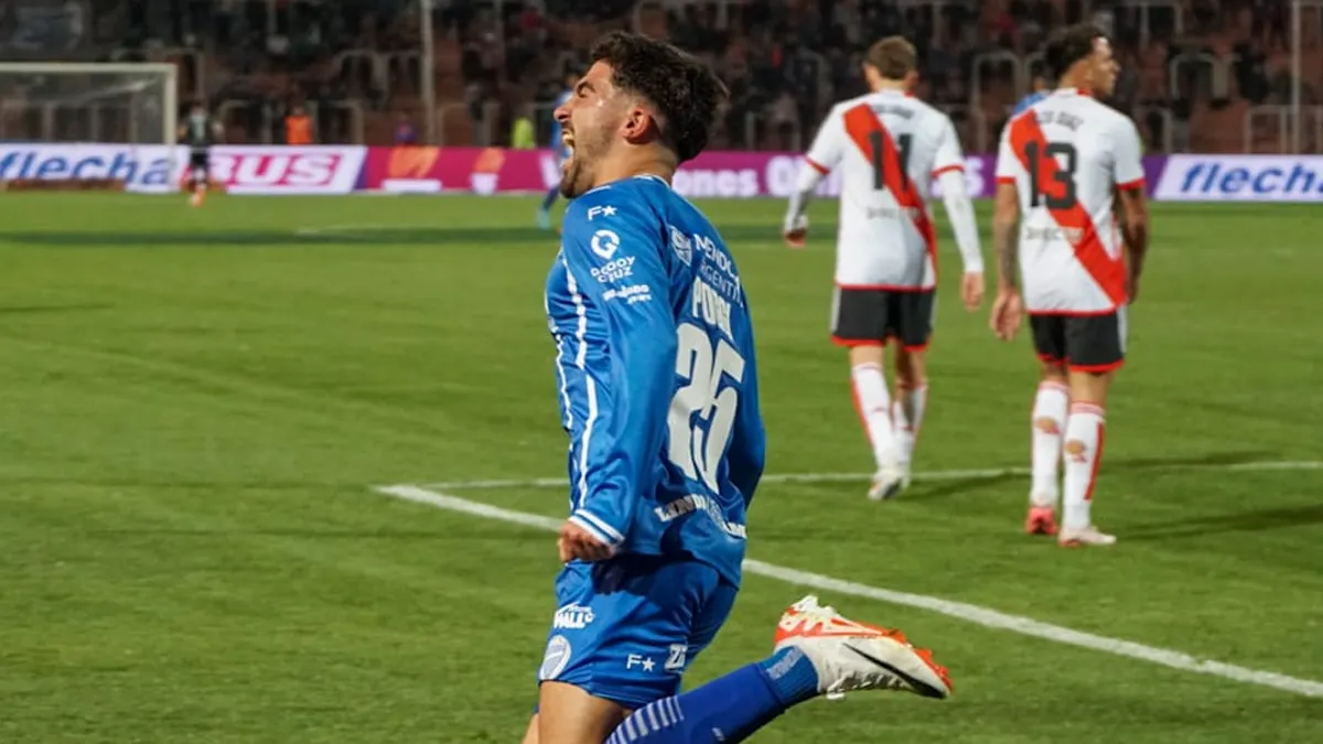 En este momento estás viendo Godoy Cruz venció a River 2 a 1 en Mendoza