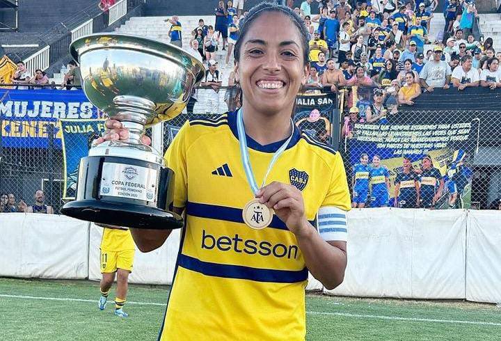 Lee más sobre el artículo La rionegrina Miriam Mayorga anunció su retiro del fútbol profesional