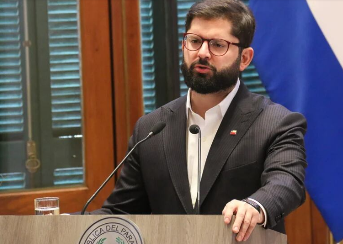 En este momento estás viendo Gabriel Boric: “Desde Chile no reconoceremos ningún resultado que no sea verificable”