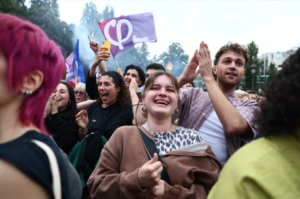 Lee más sobre el artículo Tras el inesperado triunfo de la izquierda en Francia comienzan arduas negociaciones para formar gobierno