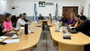 Lee más sobre el artículo Nuevo piso salarial para docentes rionegrinos