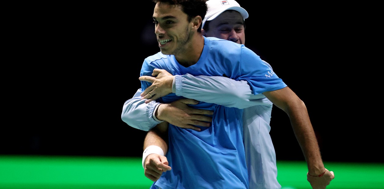 En este momento estás viendo Argentina dio el golpe ante Gran Bretaña y sigue con vida en la Copa Davis