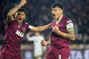 Lee más sobre el artículo Lanús abre la serie de cuartos de final ante Independiente Medellín