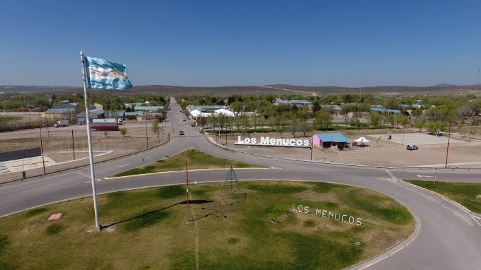 En este momento estás viendo Weretilneck anunció que las obras de las rutas 6 y 8 iniciarán antes de fin de año