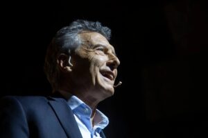 Lee más sobre el artículo Macri instó a privatizar o cerrar Aerolíneas Argentinas