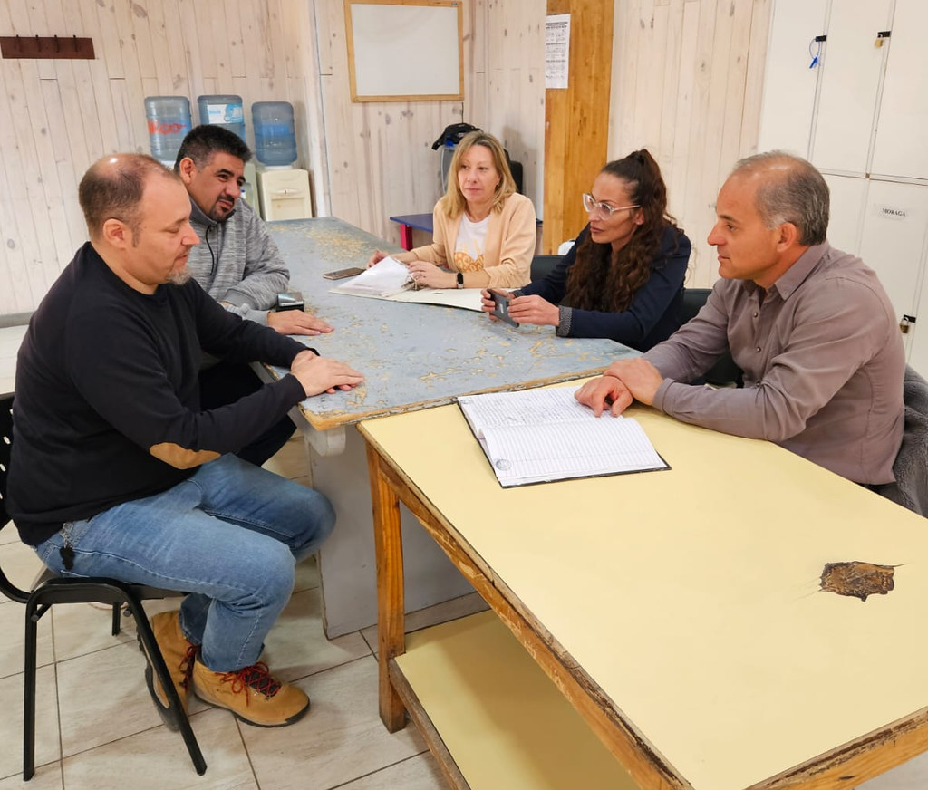 En este momento estás viendo Cipolletti y Neuquén se reúnen para mejorar la seguridad vial