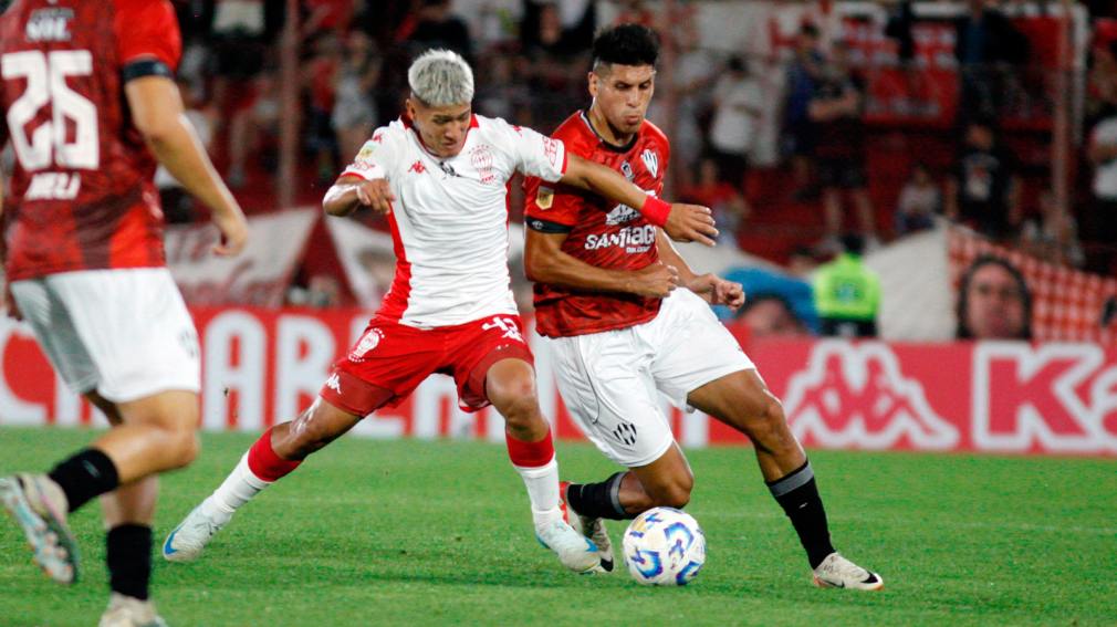 En este momento estás viendo En una noche caliente, Huracán igualó con Central Córdoba y no logró acercarse a Vélez