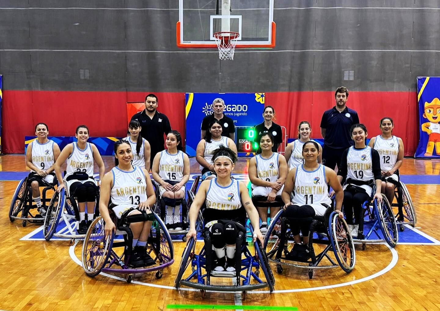 En este momento estás viendo Una «Loba» cipoleña campeona de básquet adaptado en Barsil