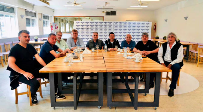 En este momento estás viendo Los gremios del transporte anunciaron un paro nacional para el 30 de octubre