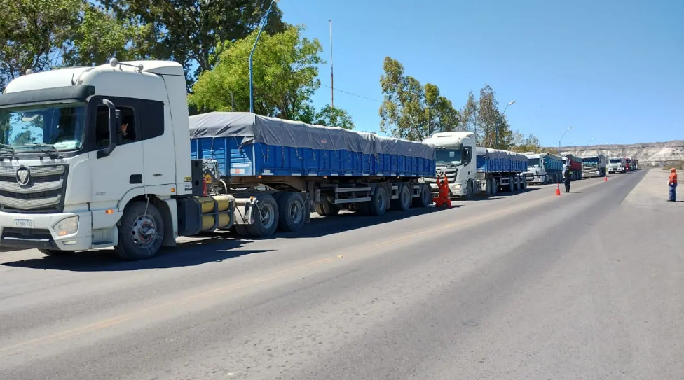 En este momento estás viendo Vialidad Rionegrina controla pesos y dimensiones en Ruta 6