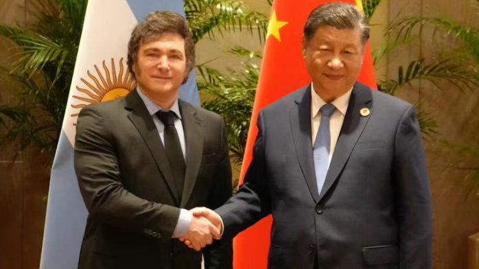 En un giro ideológico, Javier Milei se reunió con Xi Jinping para profundizar las relaciones comerciales con China