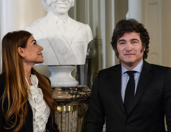 Lee más sobre el artículo Tras dar de baja la jubilación de privilegio de Cristina Kirchner, el Gobierno revisará “entre 13 y 15 casos más” pero no el de Carlos Menem