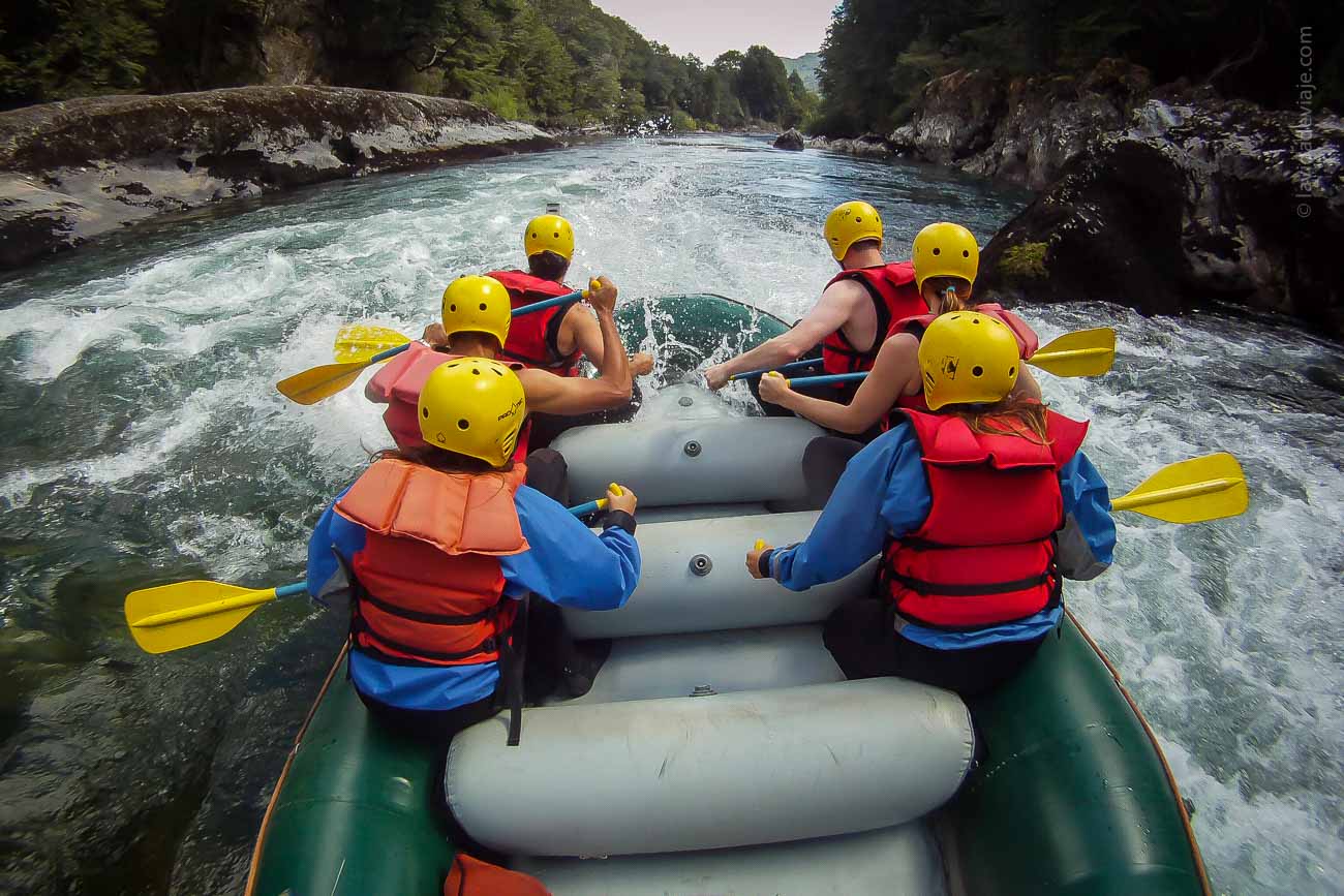 Tragedia en el Río Manso: mujer fallece tras caer en accidente de rafting