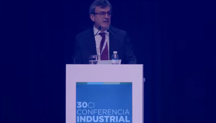 Lee más sobre el artículo Durísima apertura de la conferencia industrial: “No queremos protección, queremos que nos respeten.”