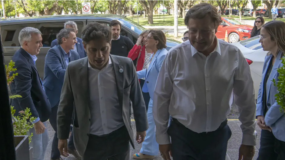 Lee más sobre el artículo Weretilneck recibió a Kicillof en Viedma