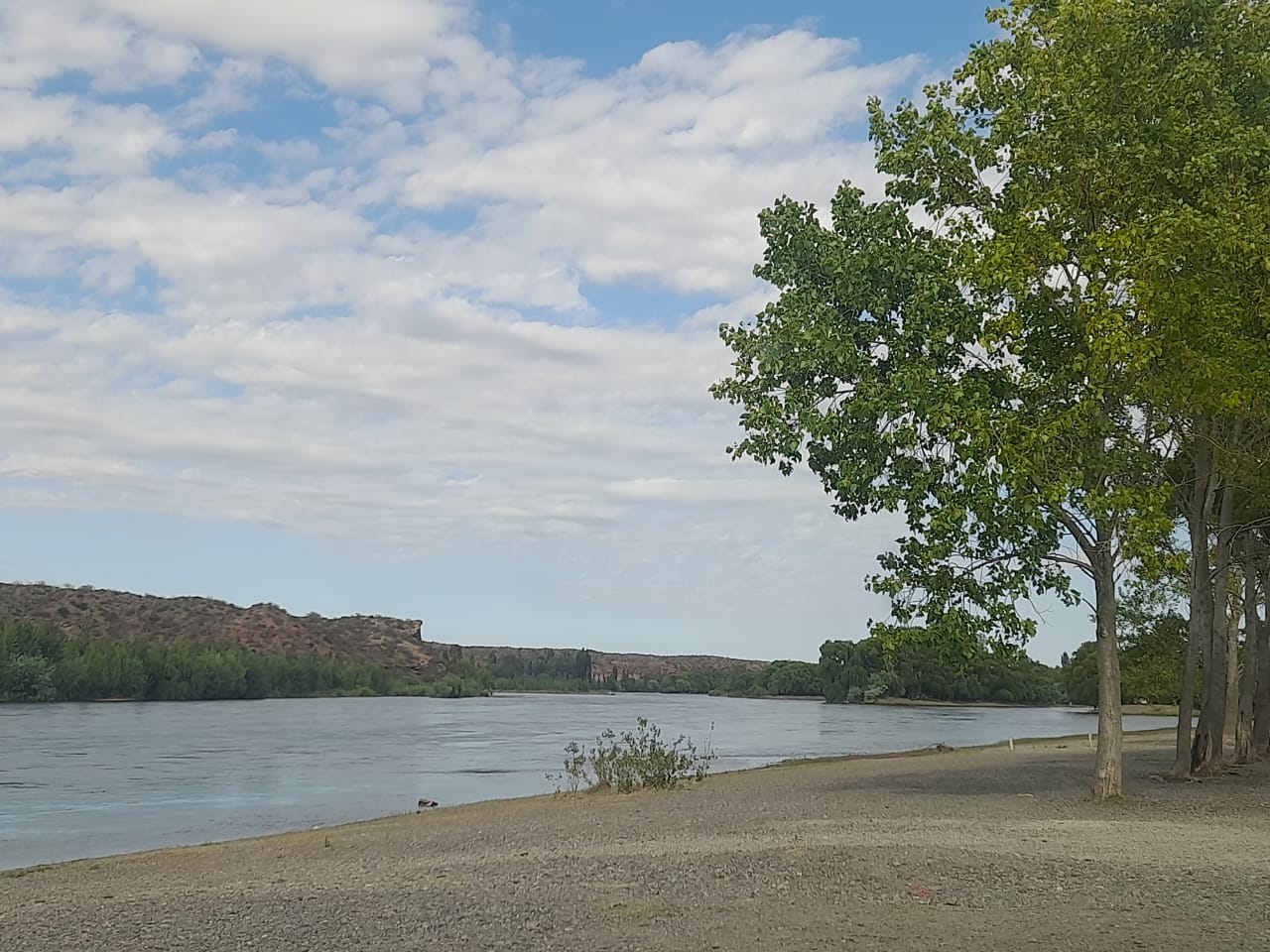 Lee más sobre el artículo Isla Jordán: El uso recreativo del río en Cipolletti será posible tras casi 30 años de espera