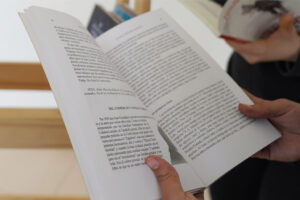Lee más sobre el artículo Avanza la edición de libros ganadores en la Convocatoria Anual del FER