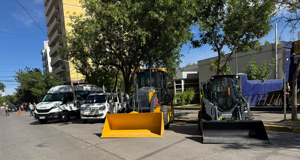 Lee más sobre el artículo Buteler presentó la primera tanda de vehículos 0 km  para mejorar los servicios públicos