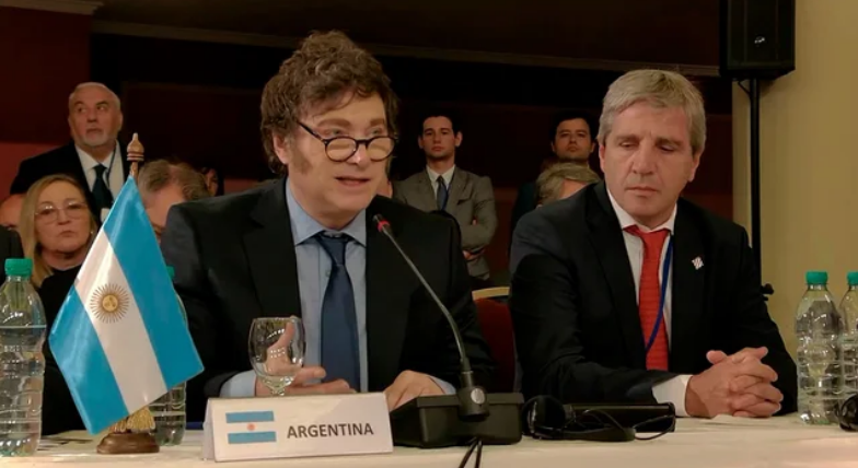 Lee más sobre el artículo Milei: «El Mercosur y sus restricciones han sido un escollo para el progreso de los argentinos»