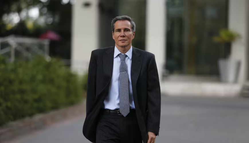 Lee más sobre el artículo El Gobierno aseguró que Nisman fue «asesinado por lo más oscuro del poder»