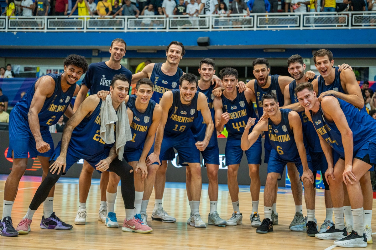 En este momento estás viendo Básquet: Argentina ganó en Colombia y quedó primera en su grupo